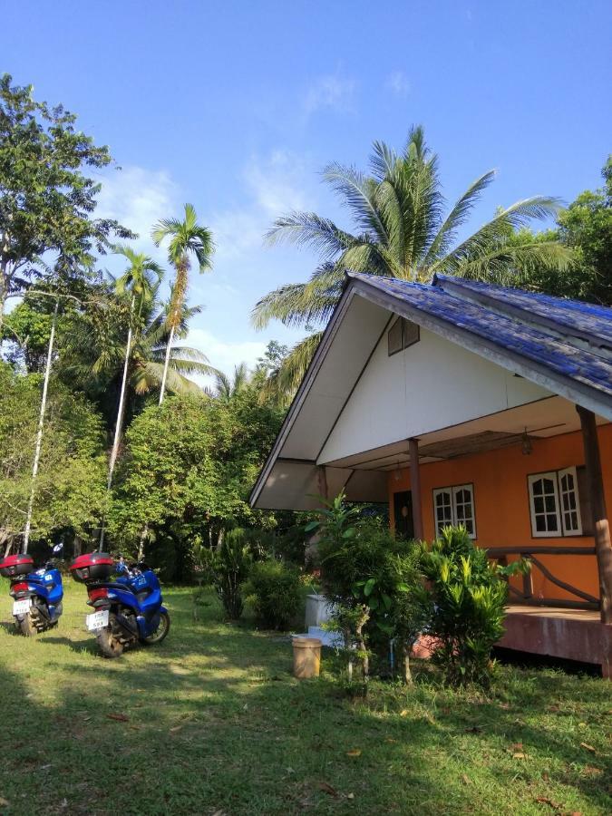 Diamond Hill Salak Phet